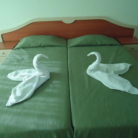 Pension Ruskovi Guesthouse Ravda Luaran gambar