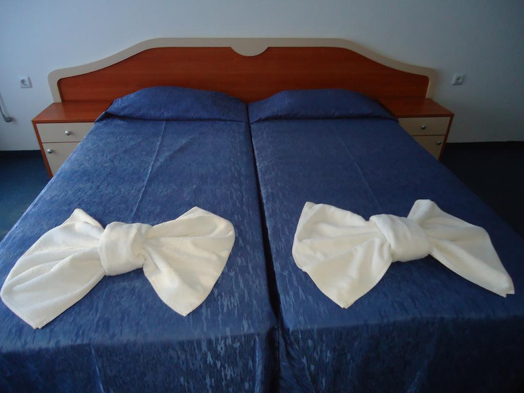 Pension Ruskovi Guesthouse Ravda Bilik gambar