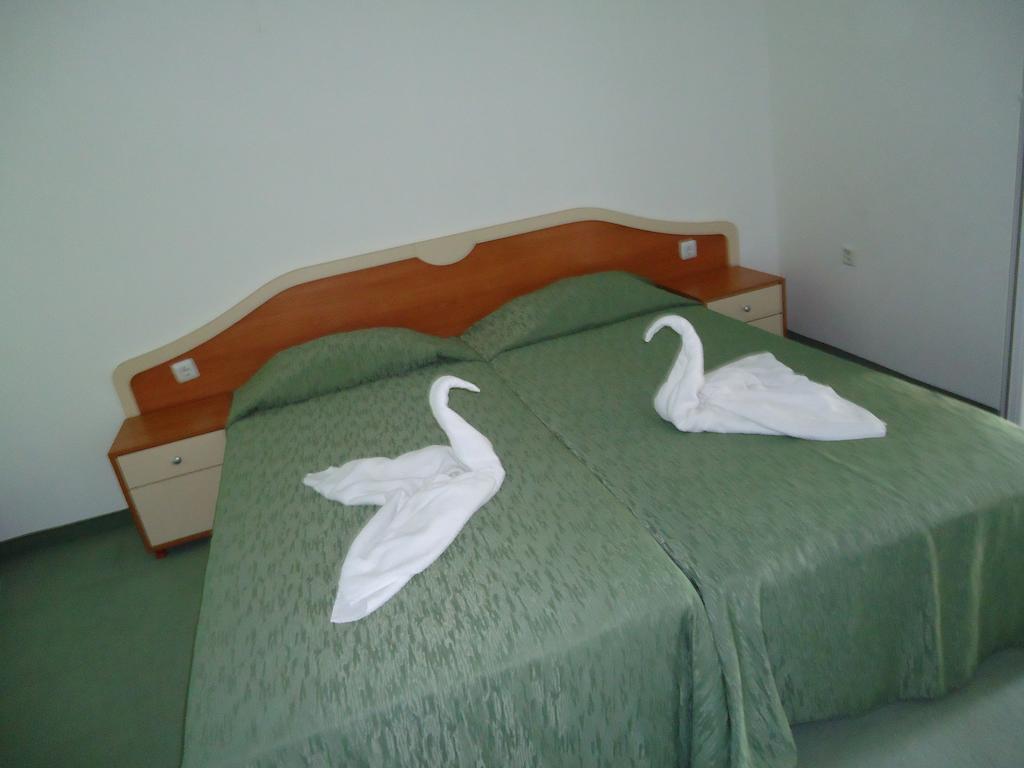 Pension Ruskovi Guesthouse Ravda Luaran gambar