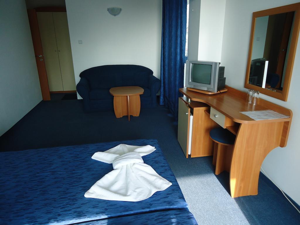 Pension Ruskovi Guesthouse Ravda Bilik gambar