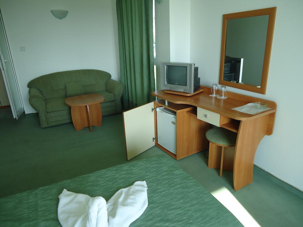Pension Ruskovi Guesthouse Ravda Bilik gambar